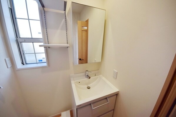 丘の上テラス菊名C棟の物件内観写真